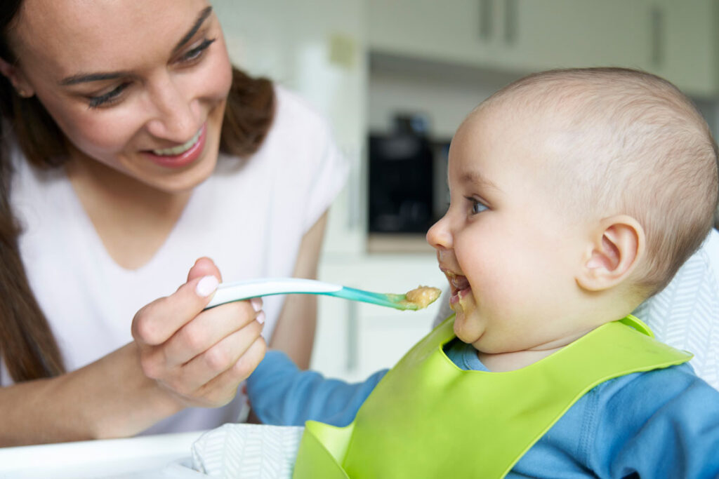 mamma-bambino-svezzamento